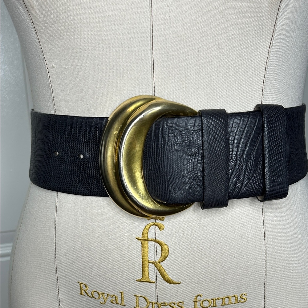 Vintage Donna Karan big buckle wide textured leather belt gold black small